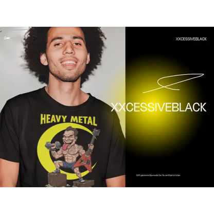 Mann mit Heavy Metal T-Shirt von XXCESSIVEBLACK. Ein Rockstar auf Geldkisten mit Hantel und Gitarre